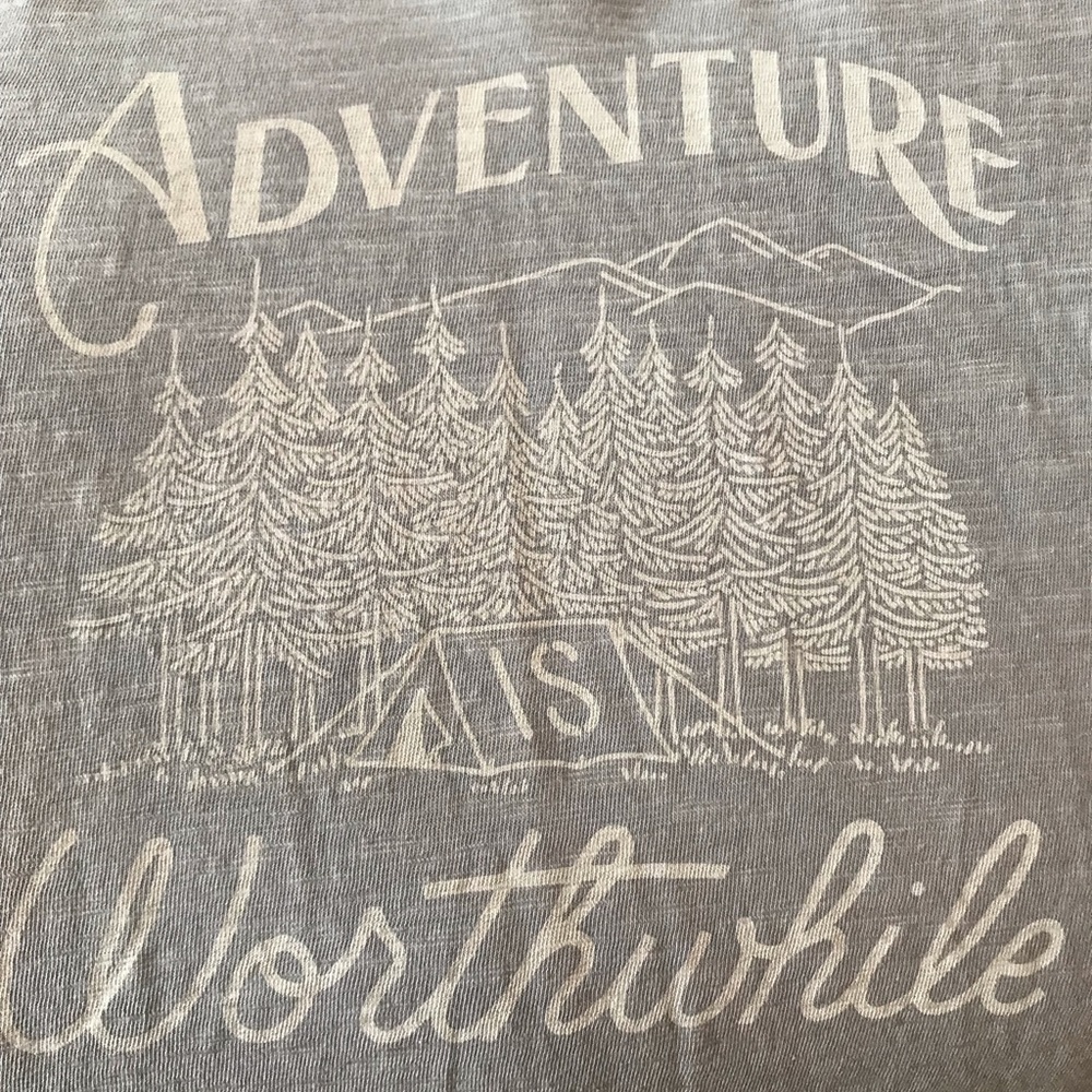 Periwinkle t shirt
